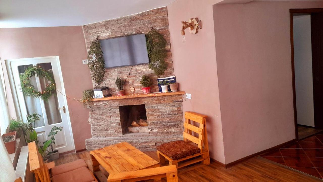 Borjomi Makvala'S Guest House Εξωτερικό φωτογραφία
