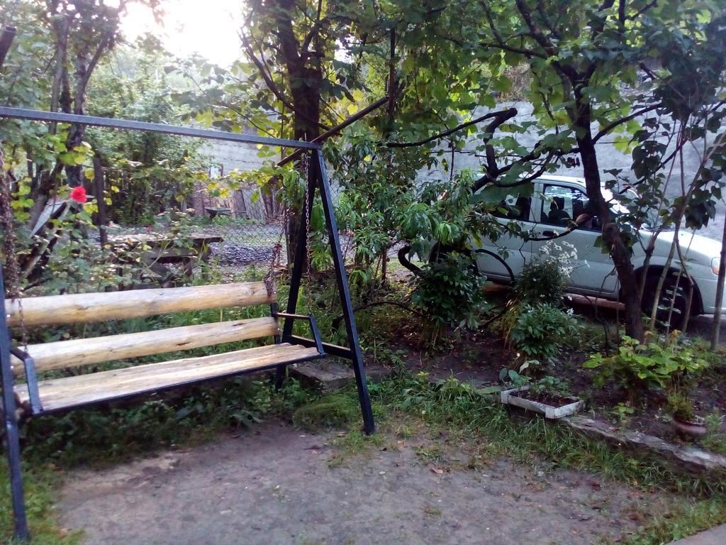 Borjomi Makvala'S Guest House Εξωτερικό φωτογραφία